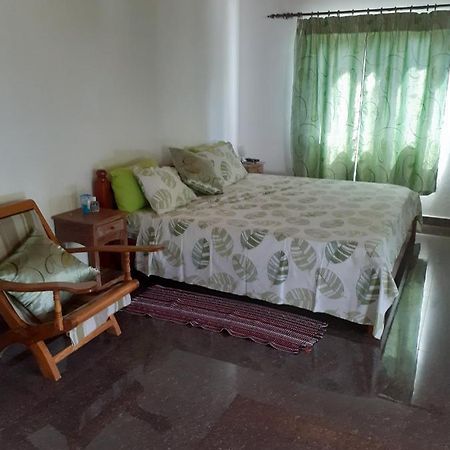 Corner Bay Apartments Beau Vallon,Mahe Виктория Екстериор снимка