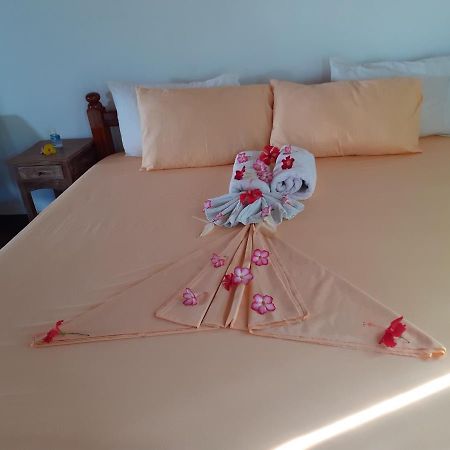 Corner Bay Apartments Beau Vallon,Mahe Виктория Екстериор снимка
