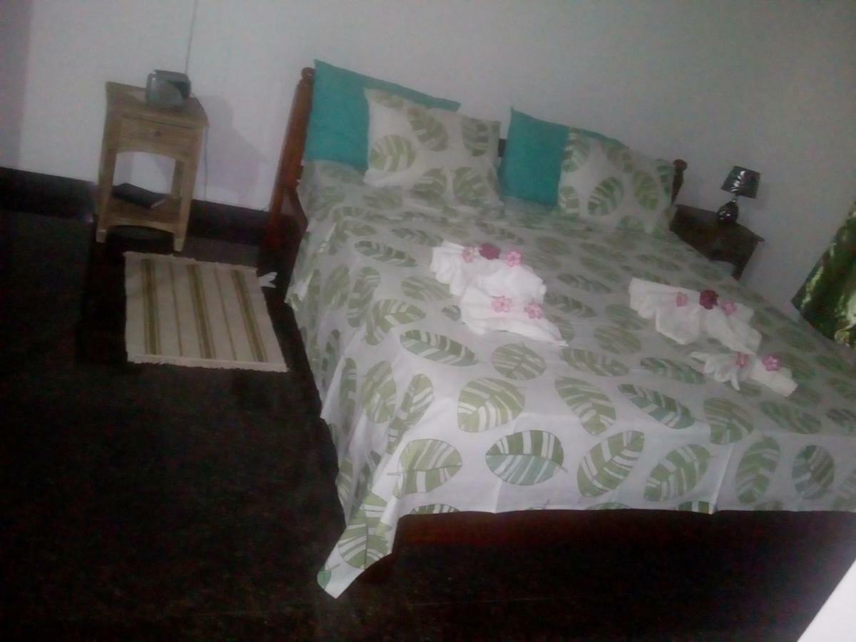 Corner Bay Apartments Beau Vallon,Mahe Виктория Екстериор снимка